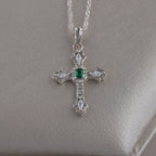 Dije Emerald Faith