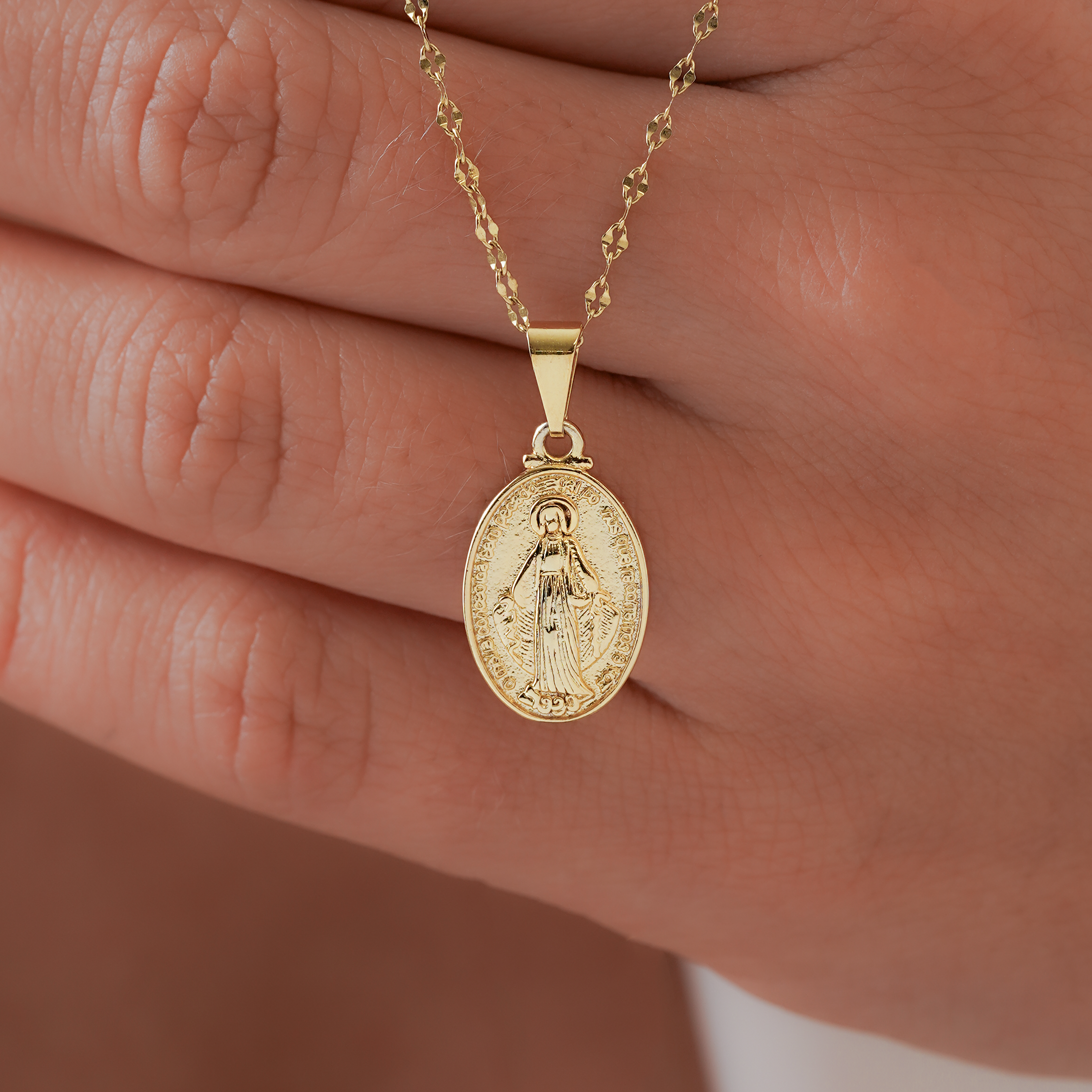 Dije Nuestra Señora Milagrosa