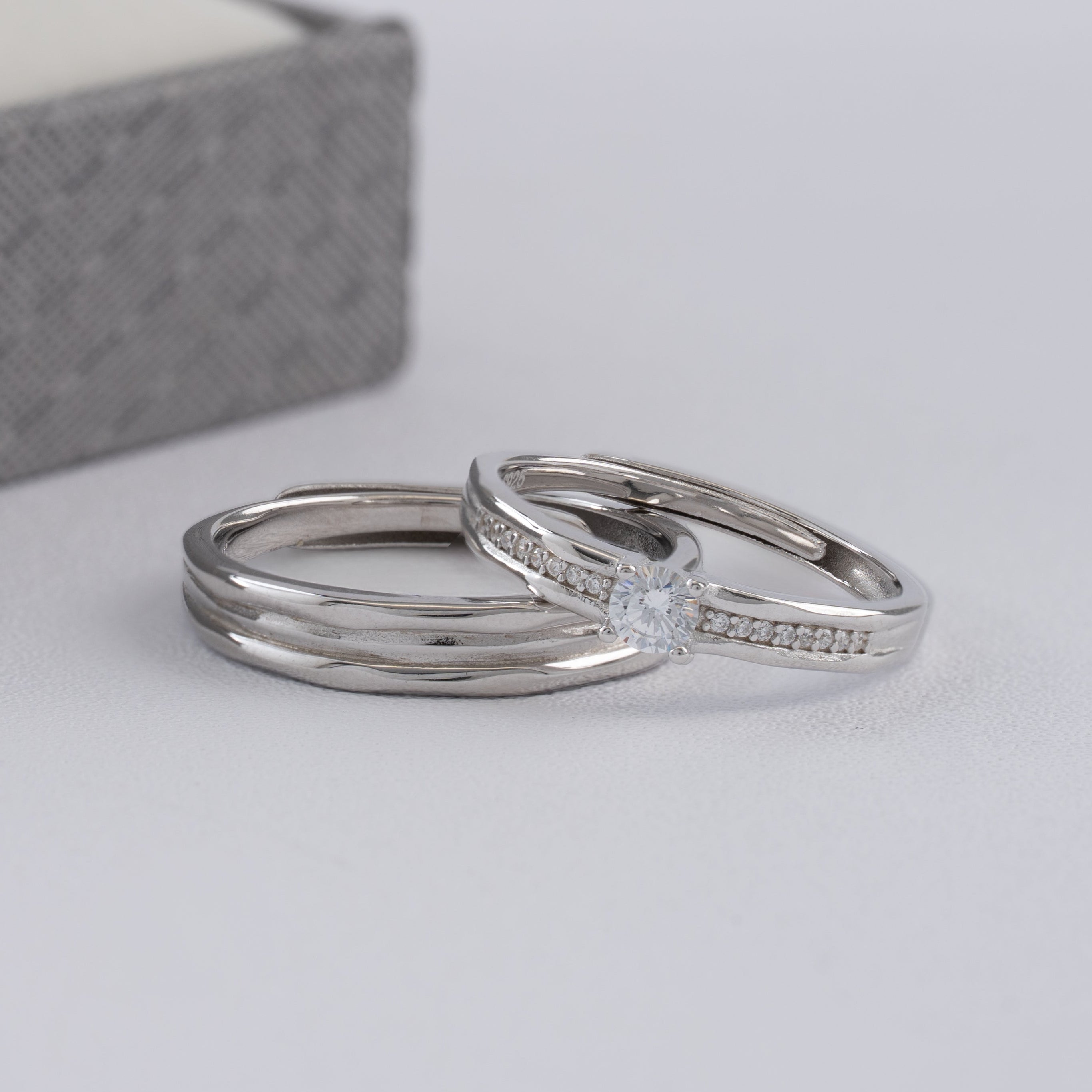 Duo De Anillos De Compromiso Ajustables