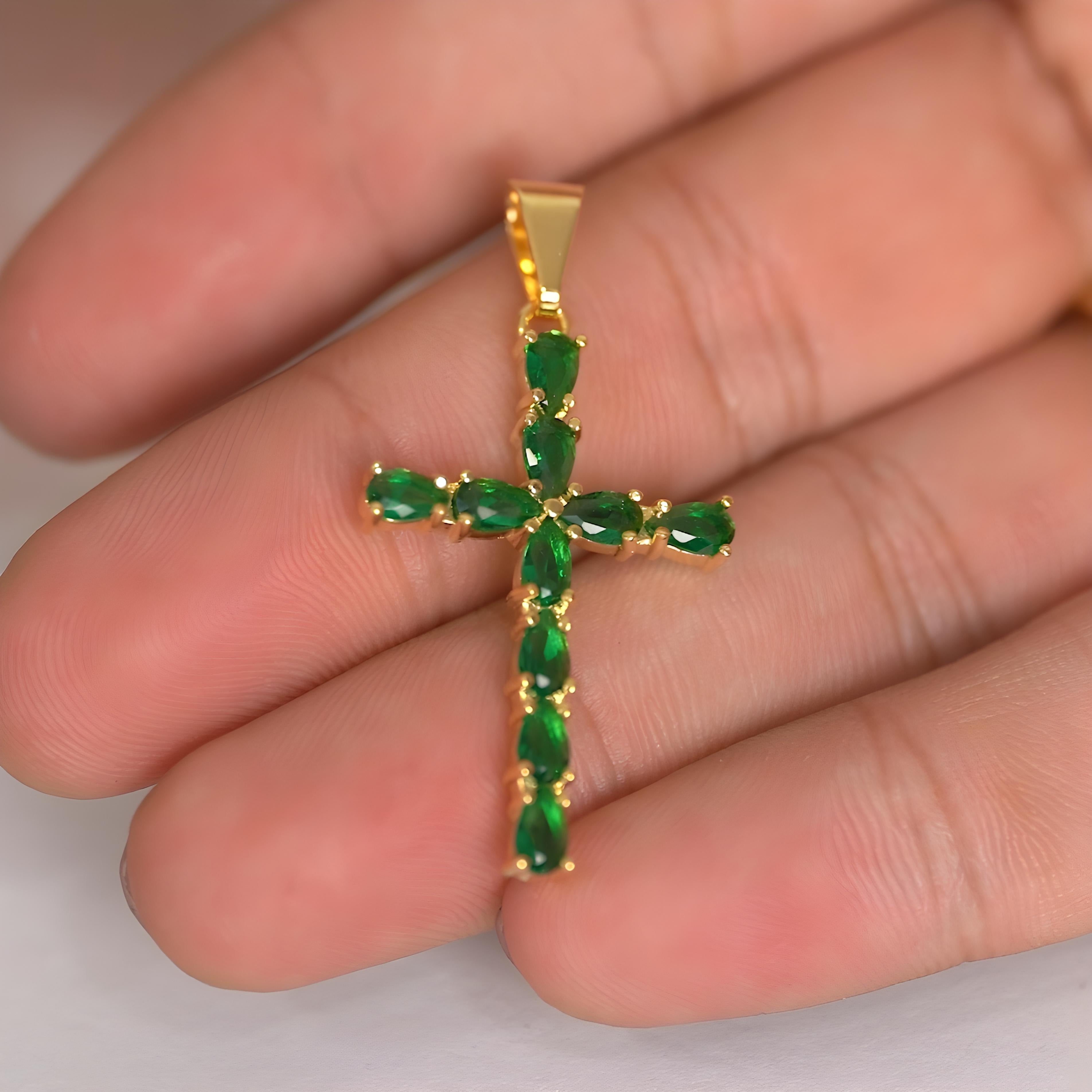 Dije Cruz Emerald