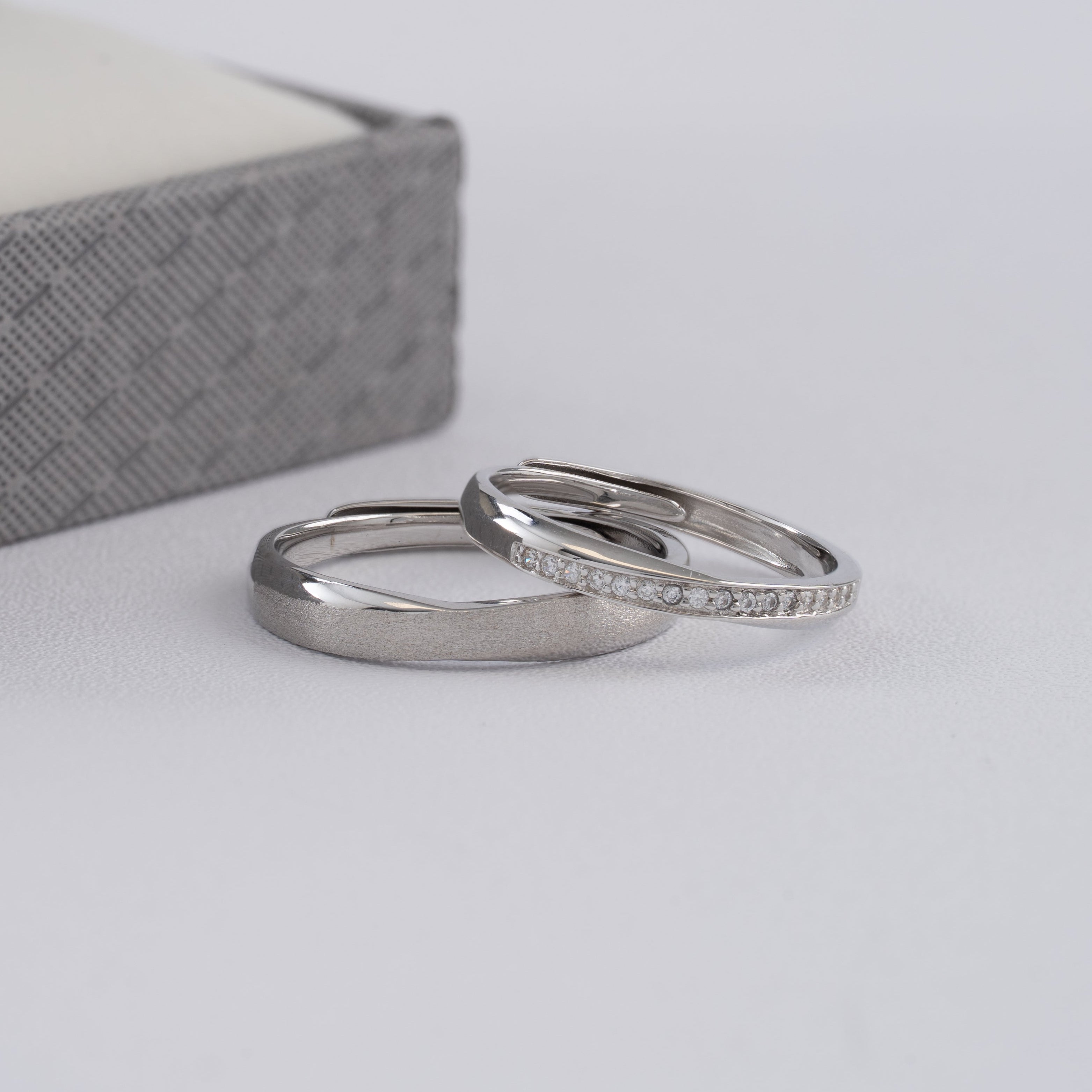 Duo De Anillos De Compromiso Ajustables