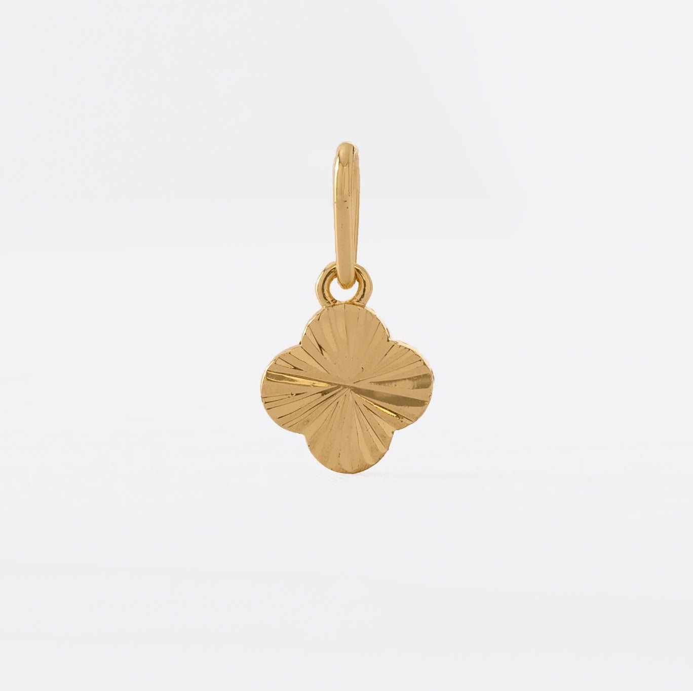 Dije Clover Sol