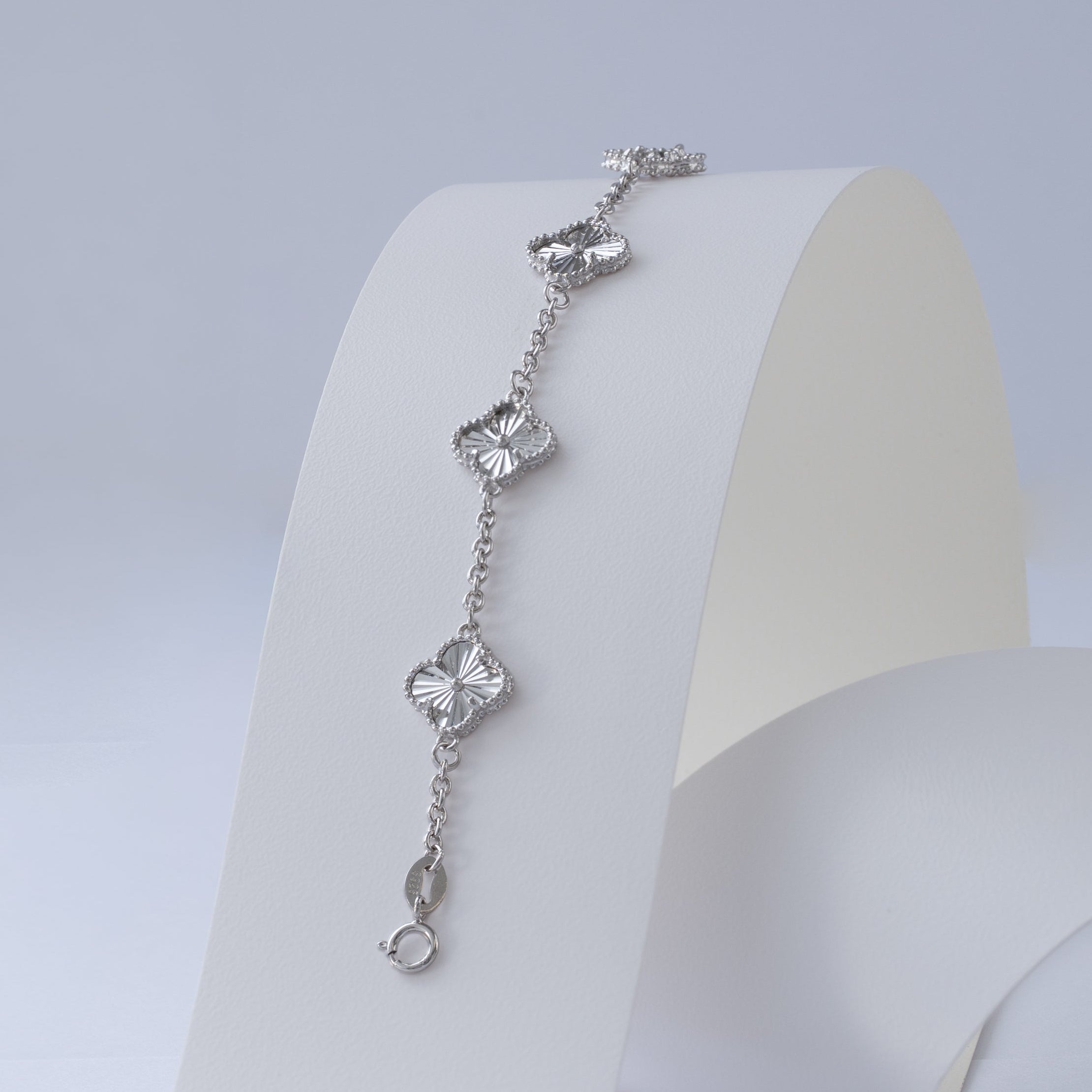 Pulsera Clover 1,2cm × 18cm