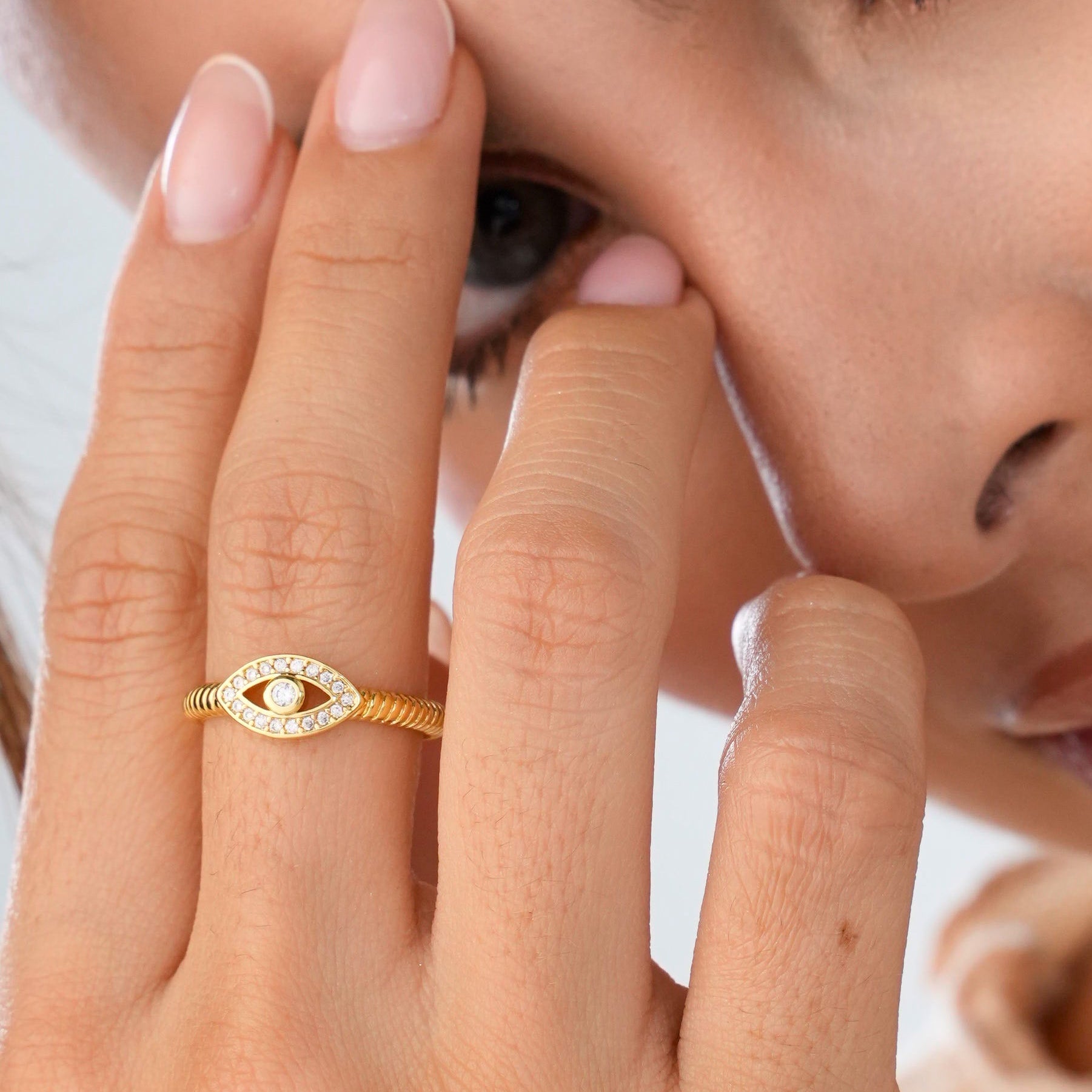 Anillo Ojo Turco Cristal Ajustable